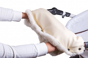 Муфта для рук на коляску, ткань бежевая/мех белый с черной крапинкой (Moze, MOZE_ткань бежевая/мех белый с черной крапинкой)